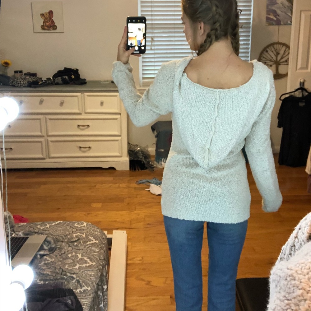 Roxy sweater